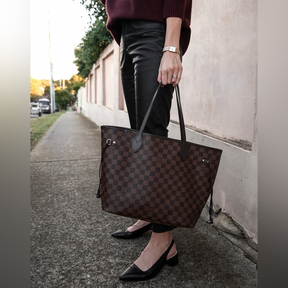 AUTHENTIC Louis Vuitton Neverfull Tote in Damier Ebine MM - Picture 3 of 12